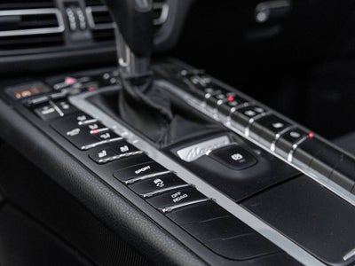 2020 Porsche Macan Macan