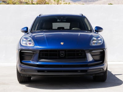 2022 Porsche Macan Macan