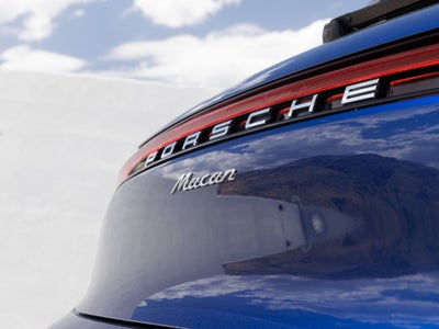 2022 Porsche Macan Macan