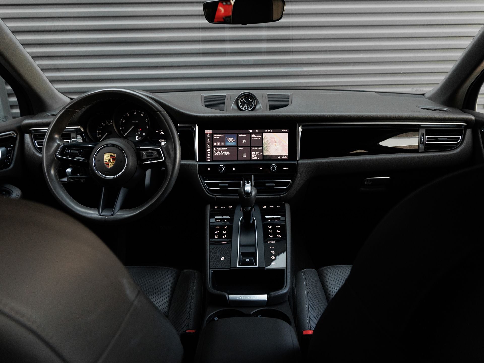 2022 Porsche Macan Macan
