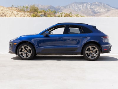 2022 Porsche Macan Macan