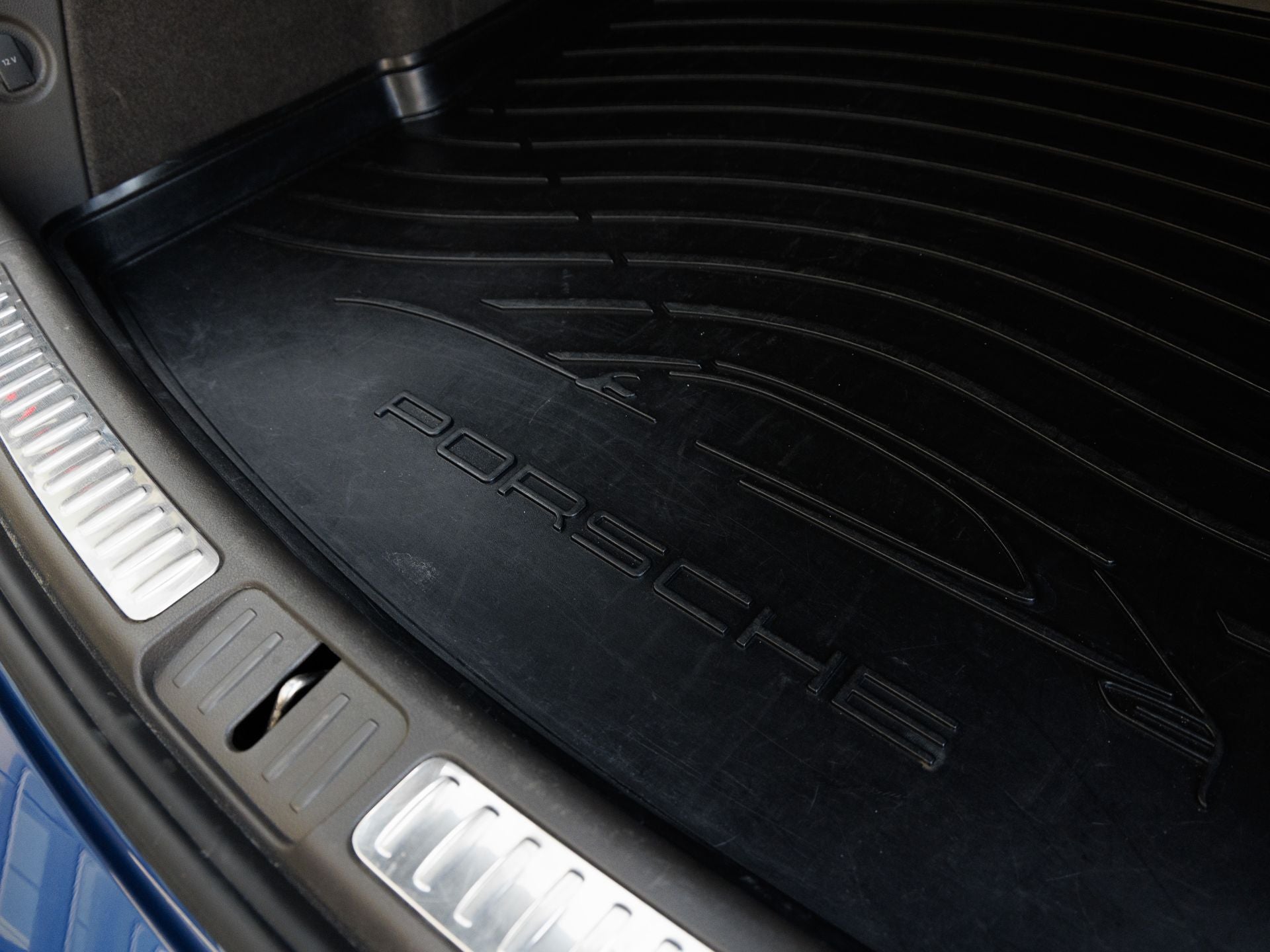 2022 Porsche Macan Macan