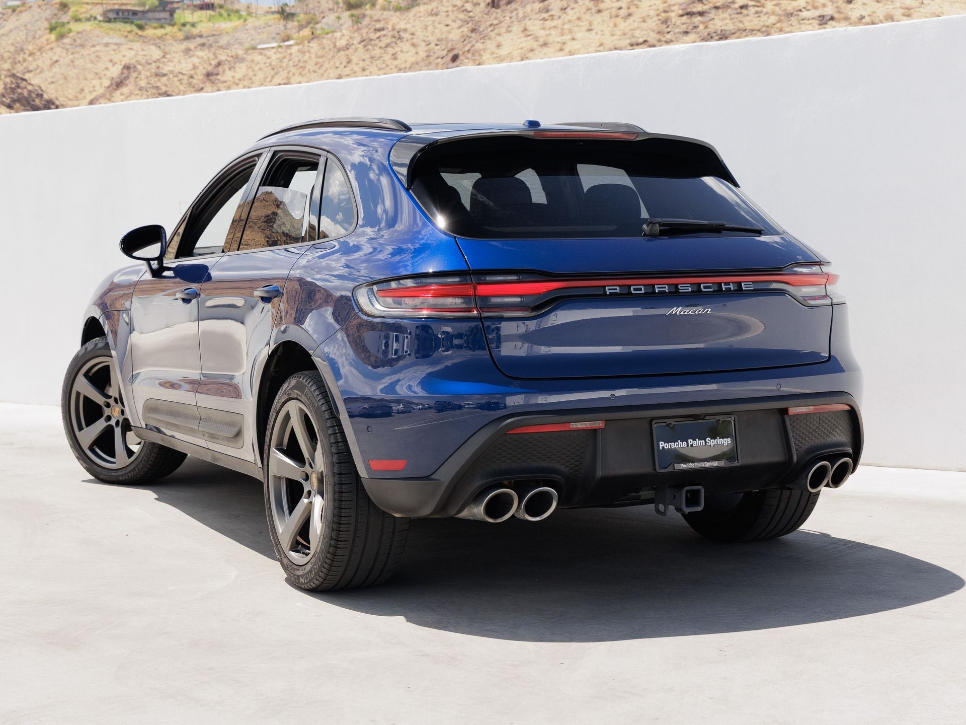 2022 Porsche Macan Macan