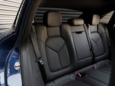 2022 Porsche Macan Macan