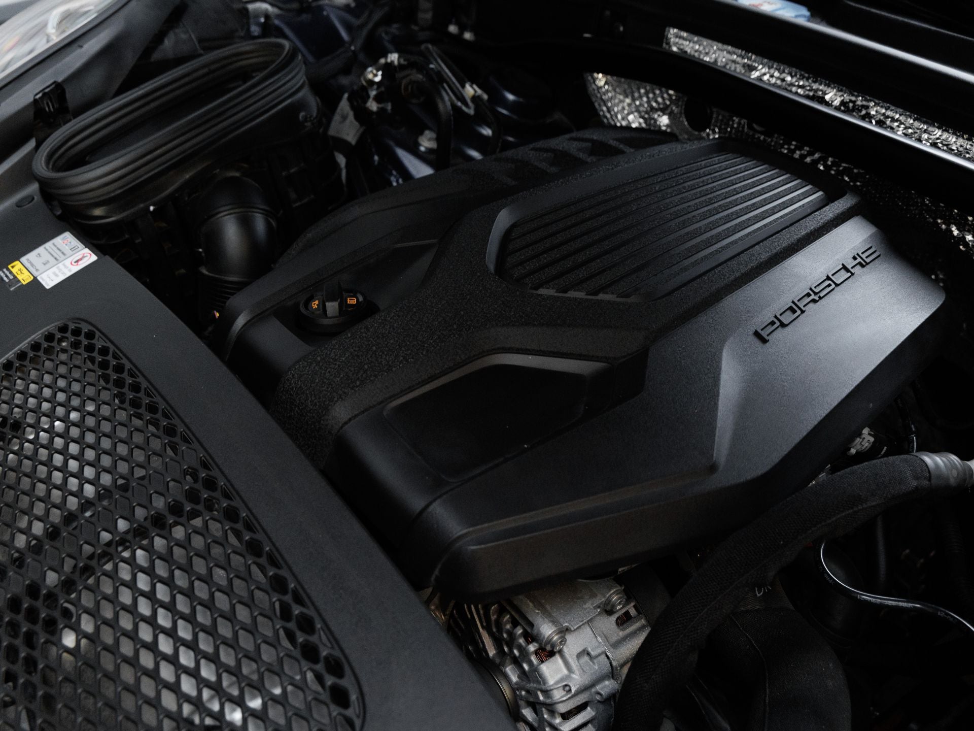 2022 Porsche Macan Macan