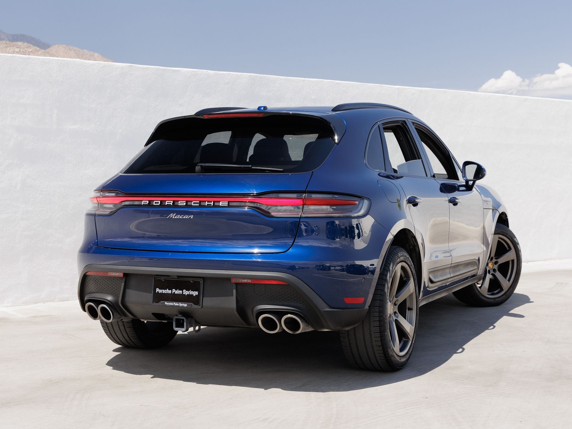 2022 Porsche Macan Macan