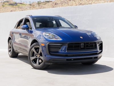 2022 Porsche Macan Macan