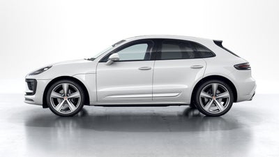 2023 Porsche Macan Macan (MY23)