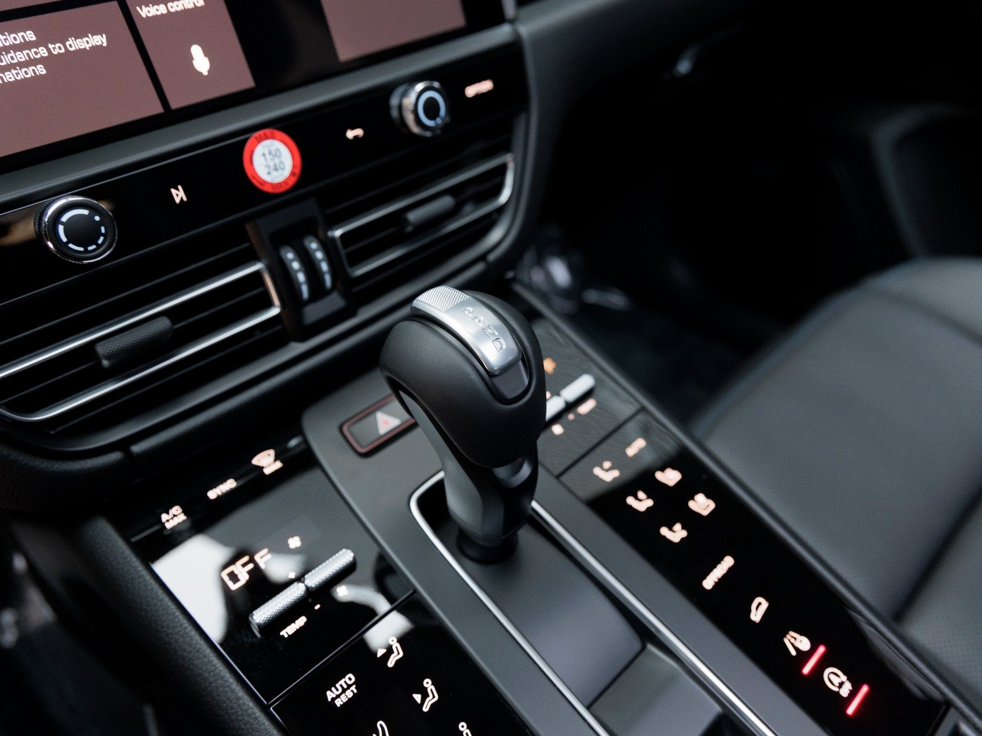 2025 Porsche Macan Macan