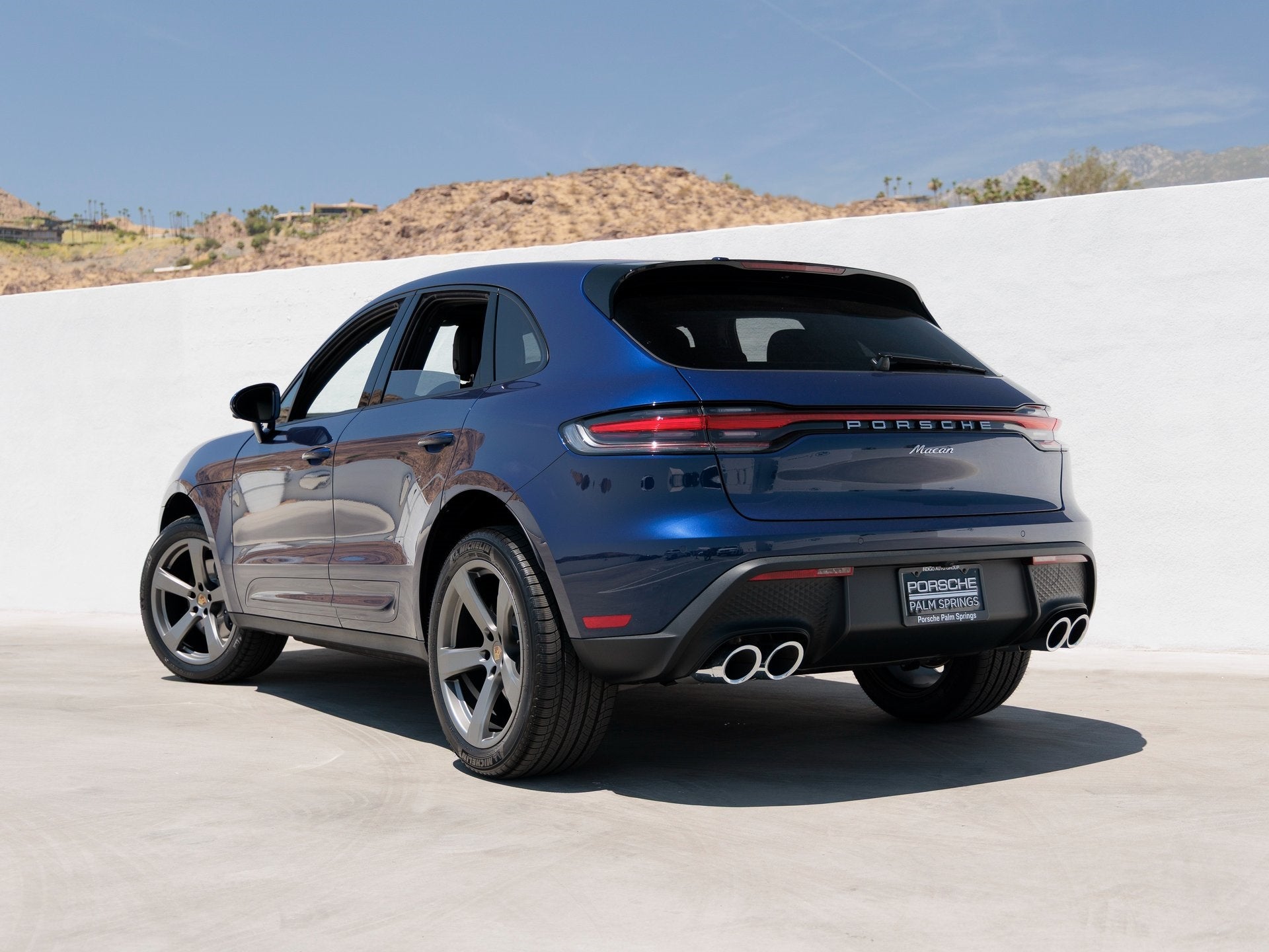 2025 Porsche Macan Macan