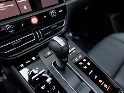 2025 Porsche Macan Macan