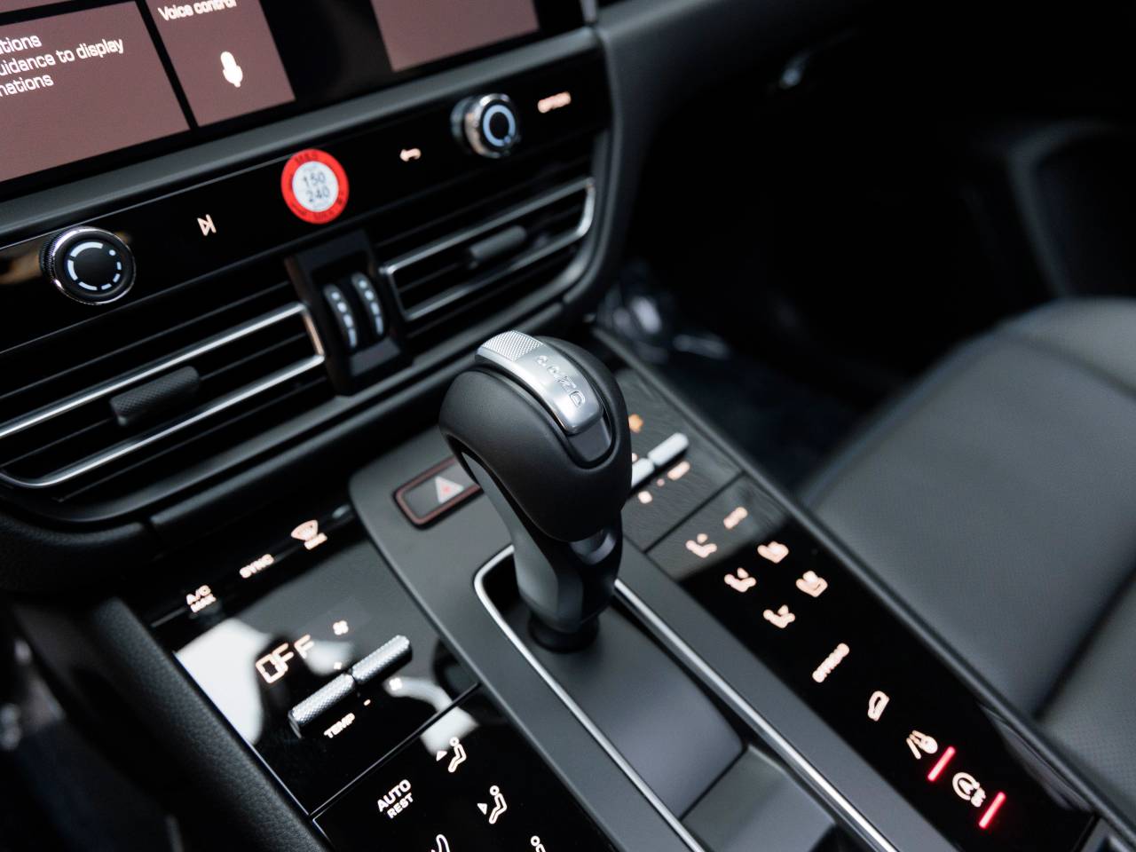 2025 Porsche Macan Macan