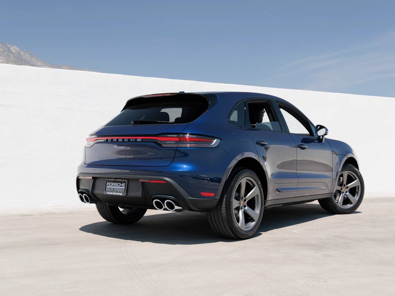 2025 Porsche Macan Macan