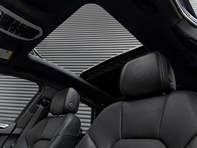 2025 Porsche Macan Macan