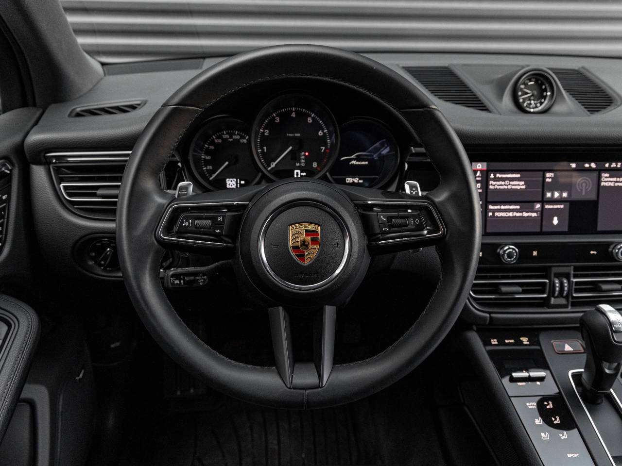 2025 Porsche Macan Macan