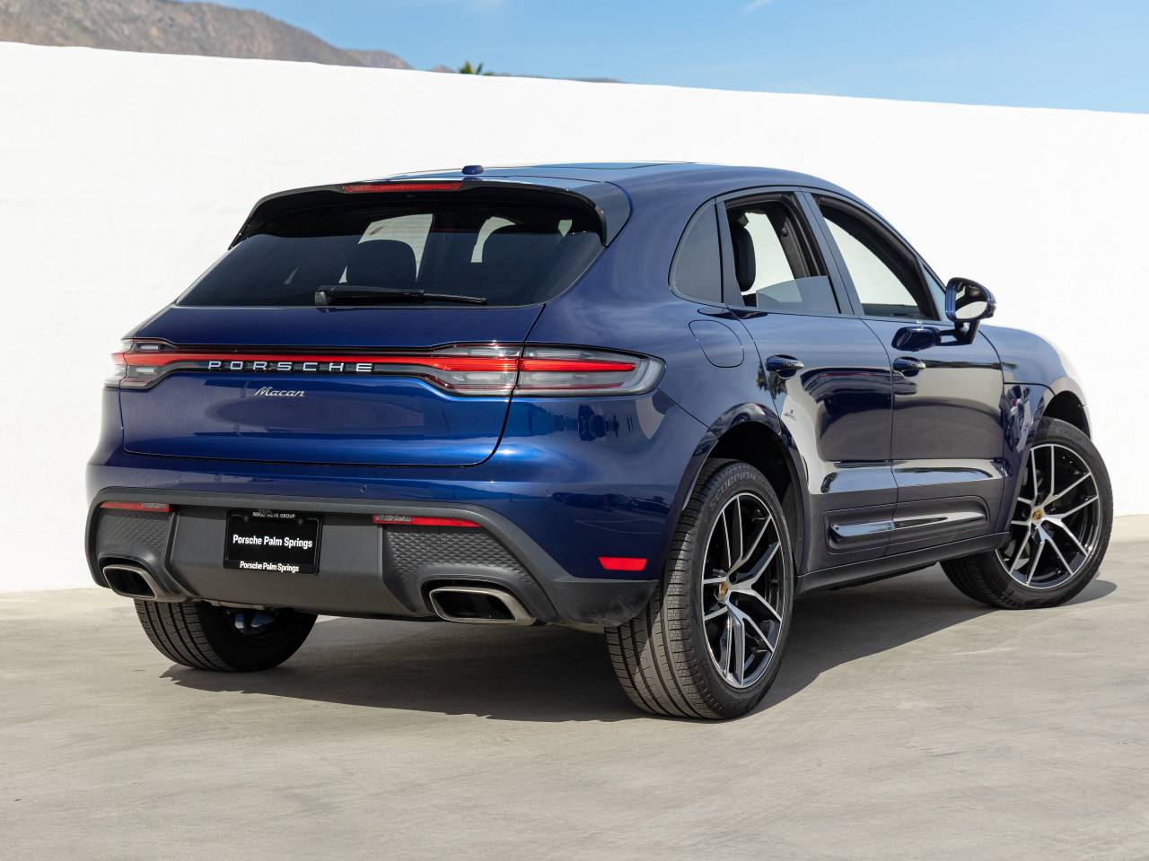 2025 Porsche Macan Macan