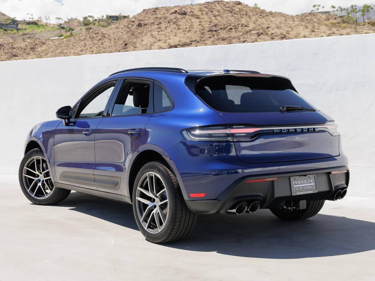 2025 Porsche Macan Base