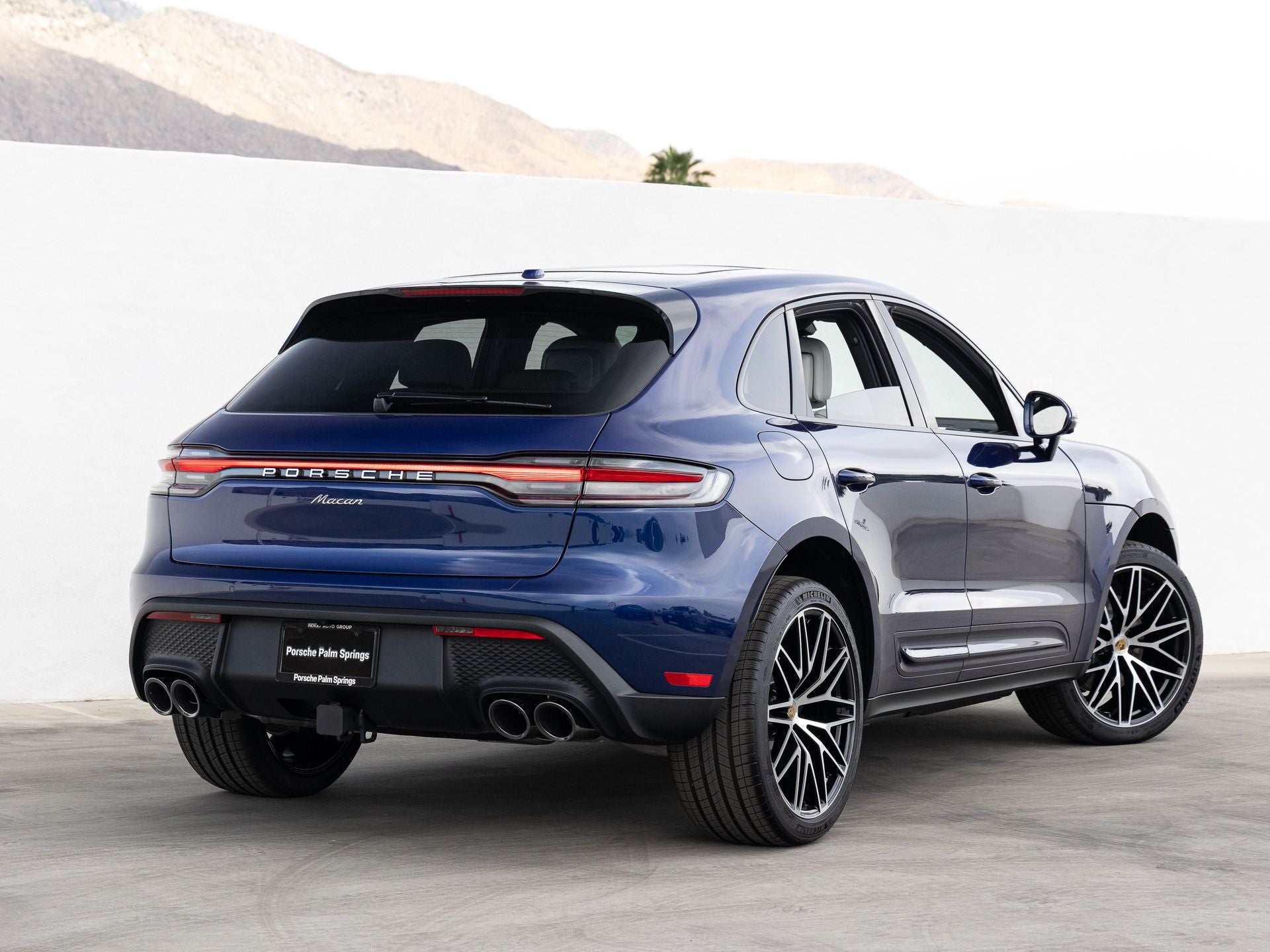 2026 Porsche Macan Macan