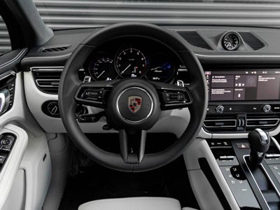 2026 Porsche Macan Macan