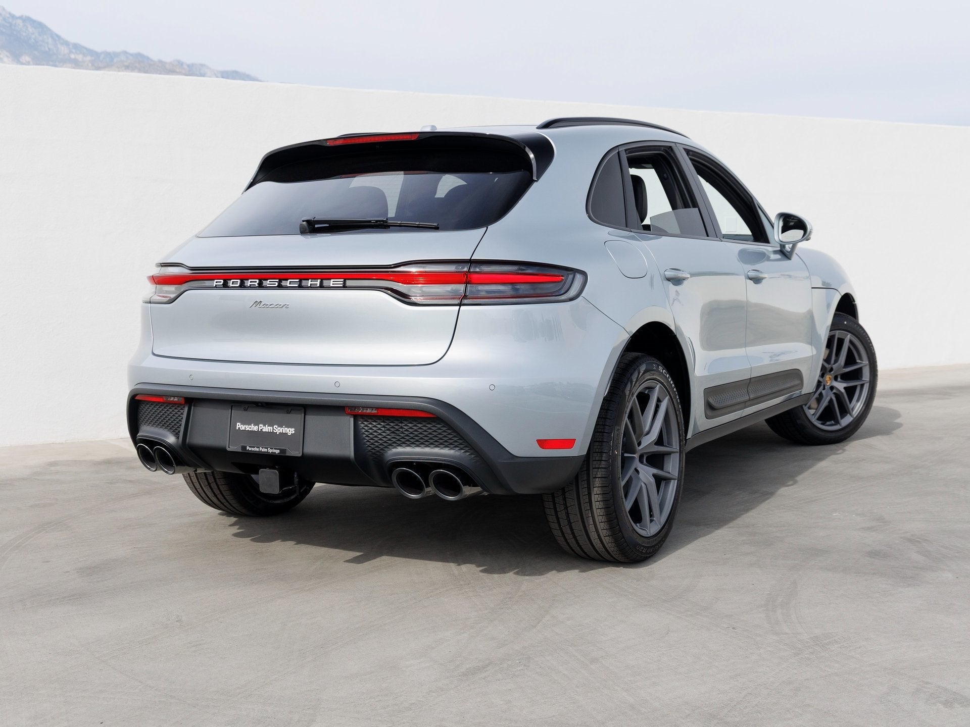 2026 Porsche Macan Base