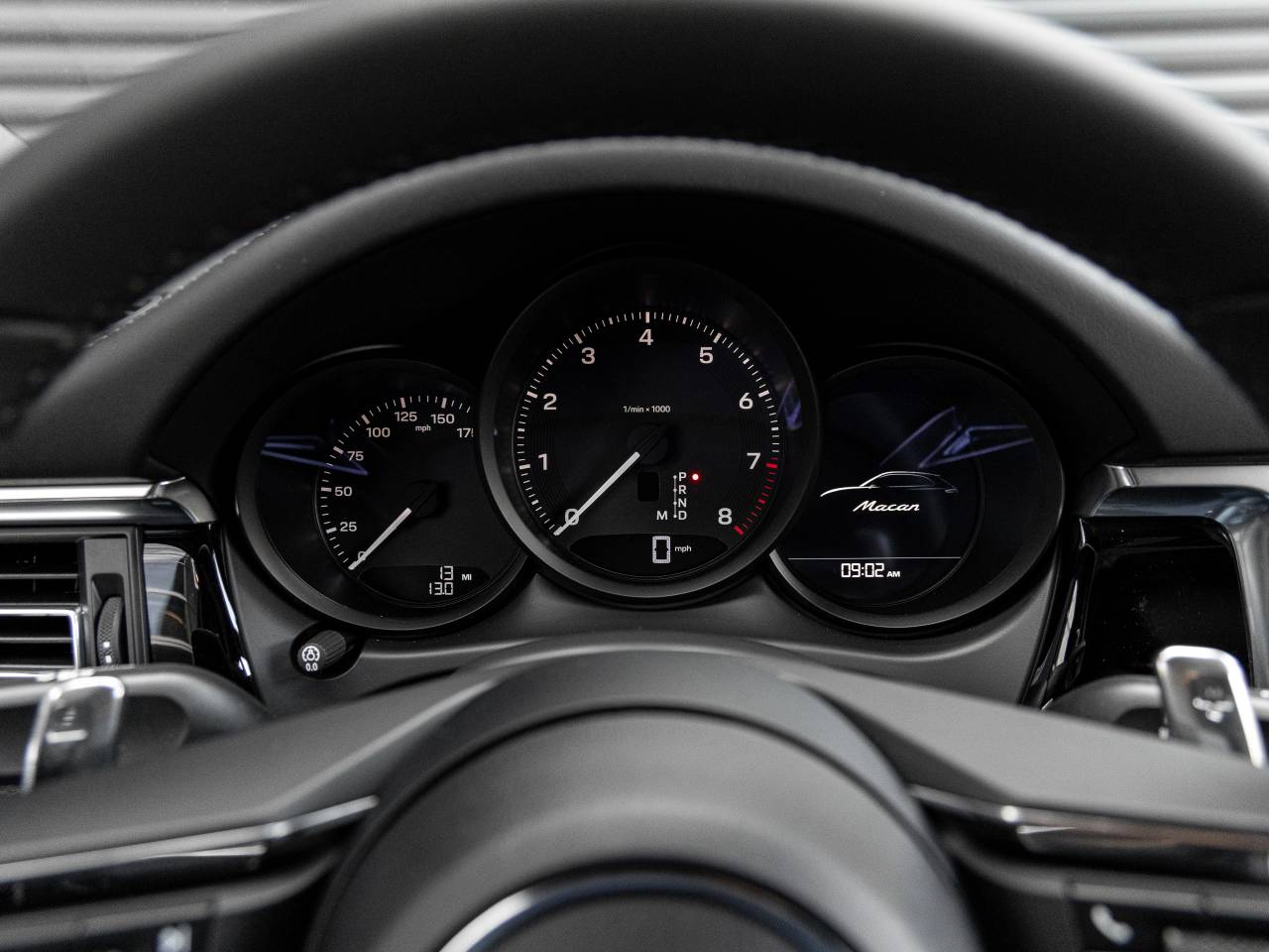 2026 Porsche Macan Base