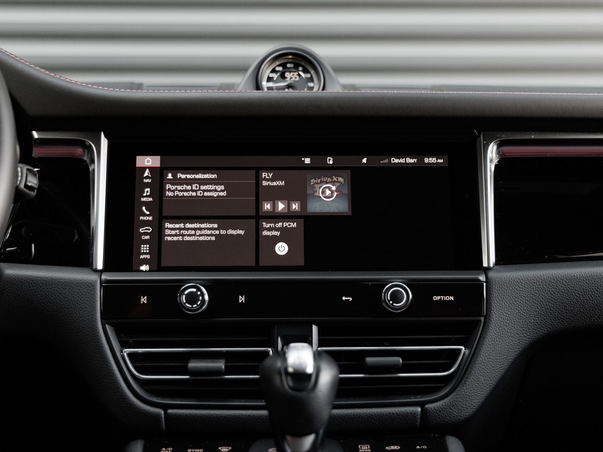 2023 Porsche Macan Macan T (MY23)