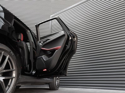 2023 Porsche Macan Macan T (MY23)