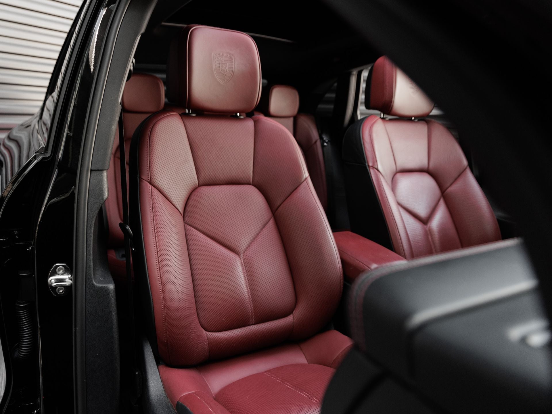 2023 Porsche Macan Macan T (MY23)