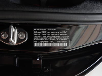 2023 Porsche Macan Macan T (MY23)