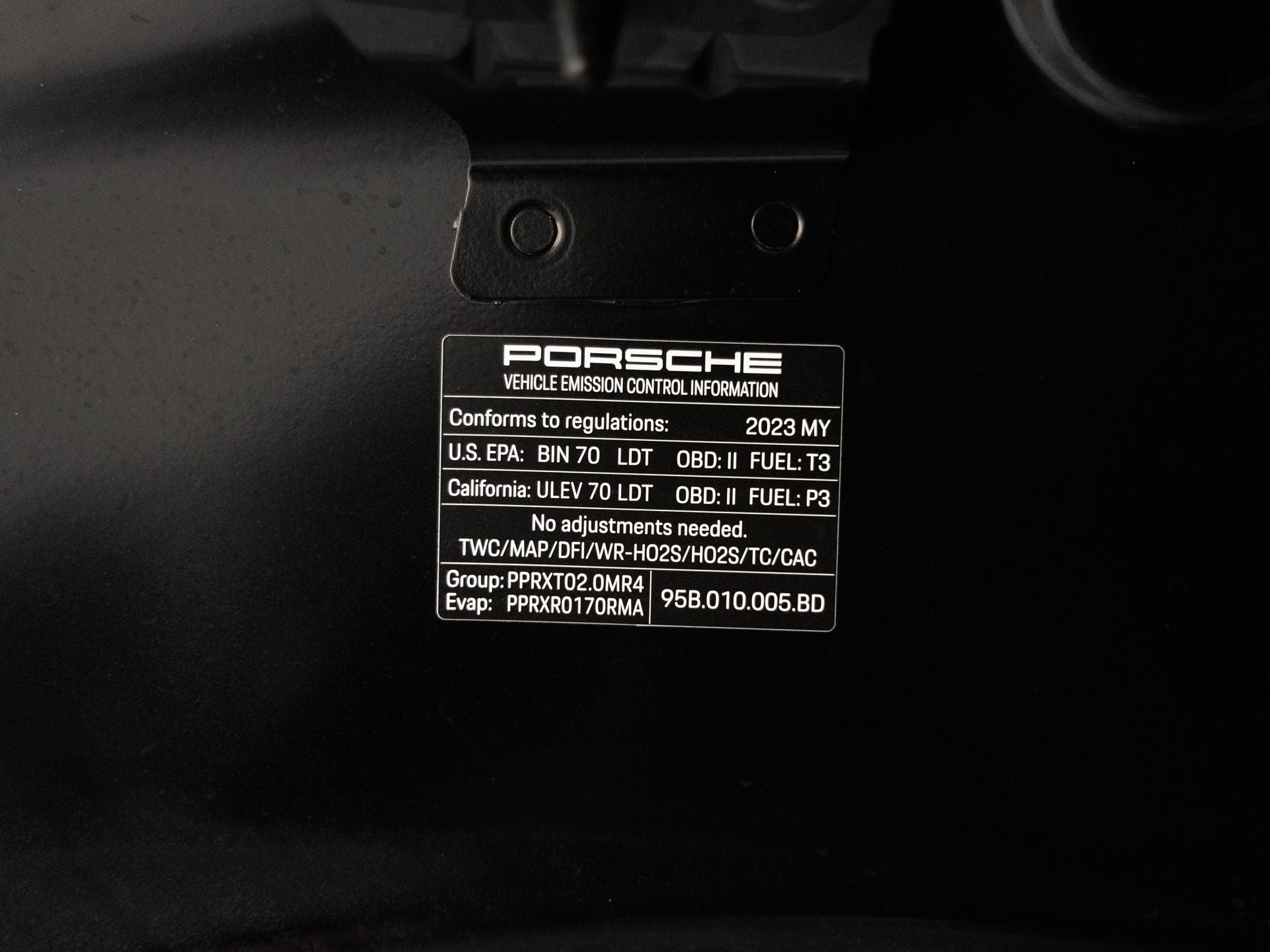 2023 Porsche Macan Macan T (MY23)