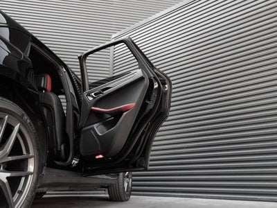 2023 Porsche Macan Macan T (MY23)