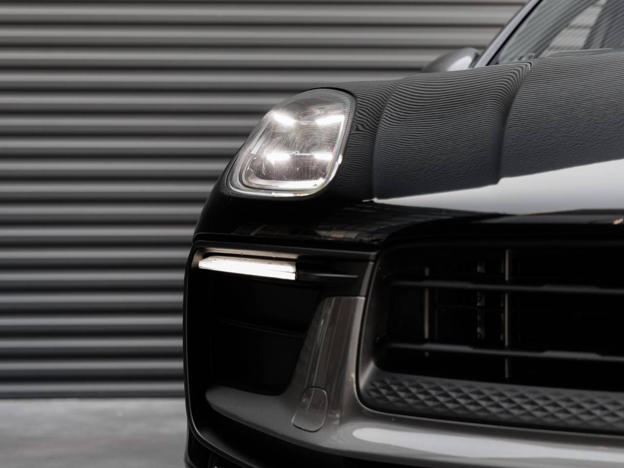 2023 Porsche Macan Macan T (MY23)