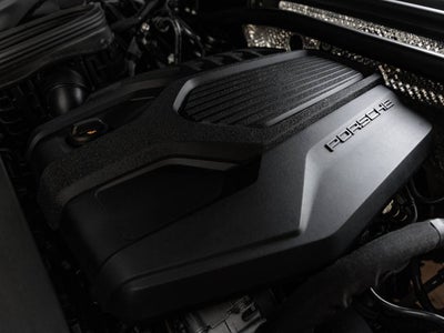 2023 Porsche Macan Macan T (MY23)