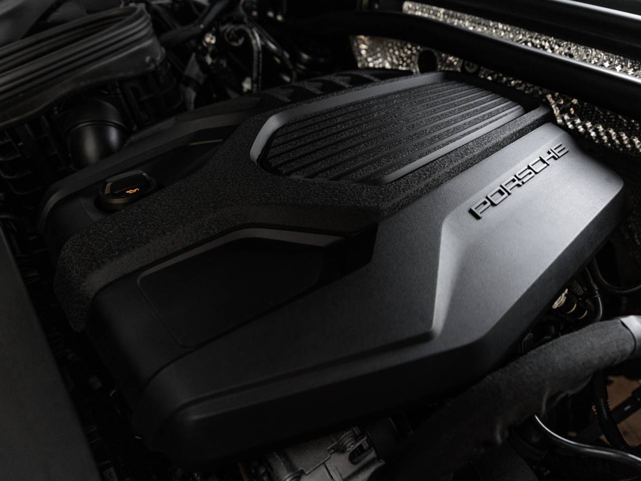 2023 Porsche Macan Macan T (MY23)