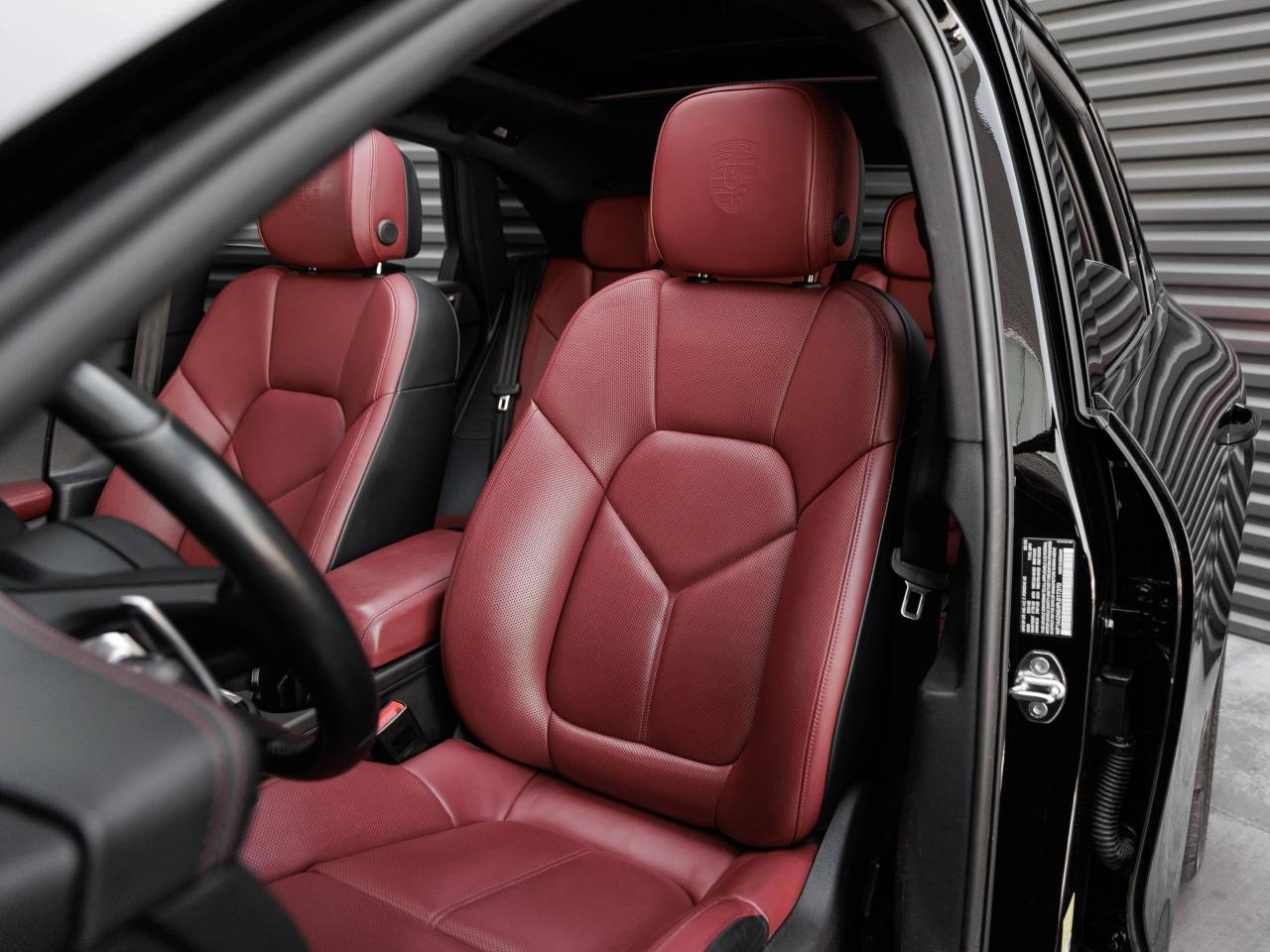 2023 Porsche Macan Macan T (MY23)