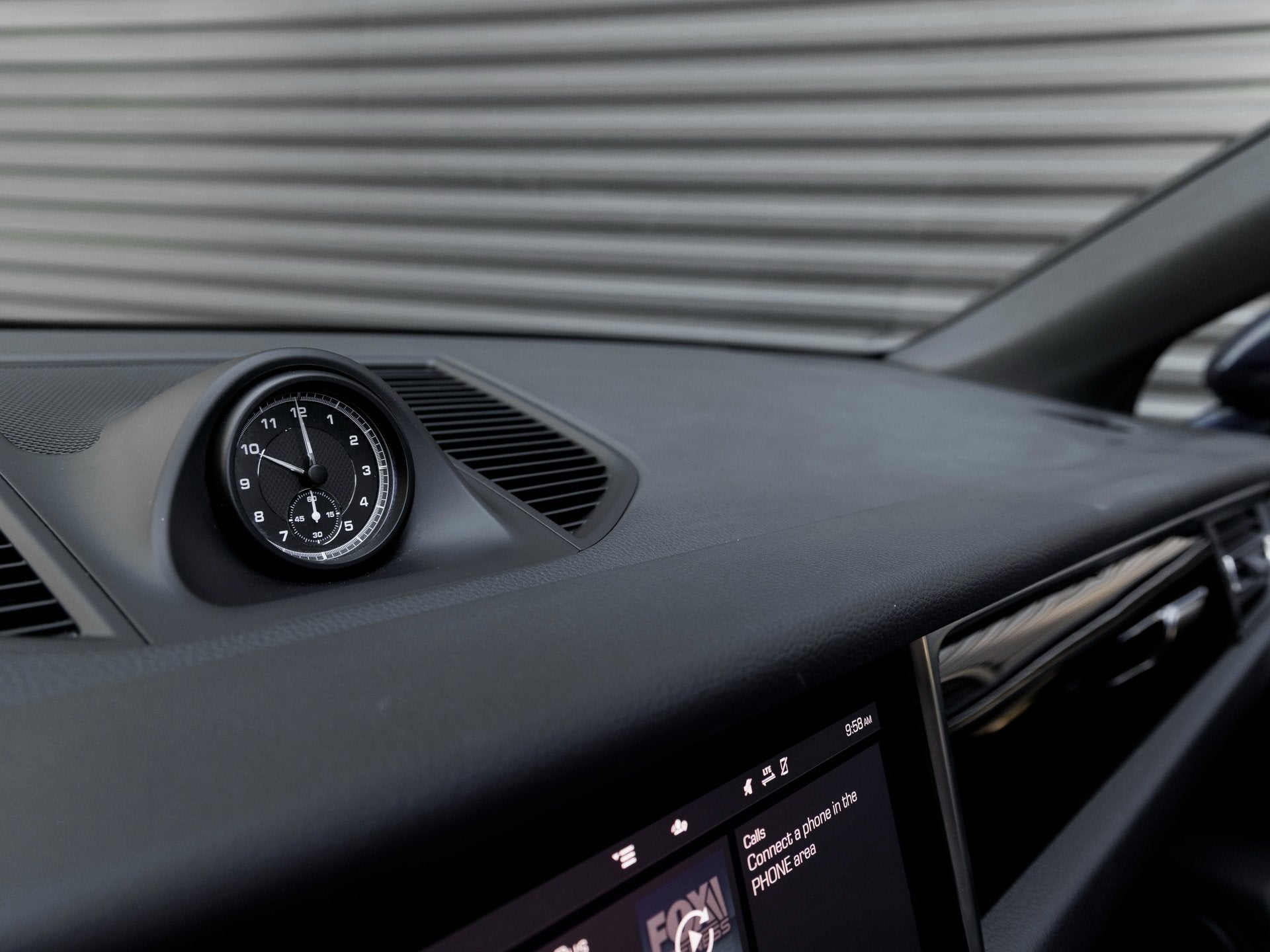 2023 Porsche Macan Macan (MY23)