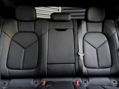 2023 Porsche Macan Macan (MY23)