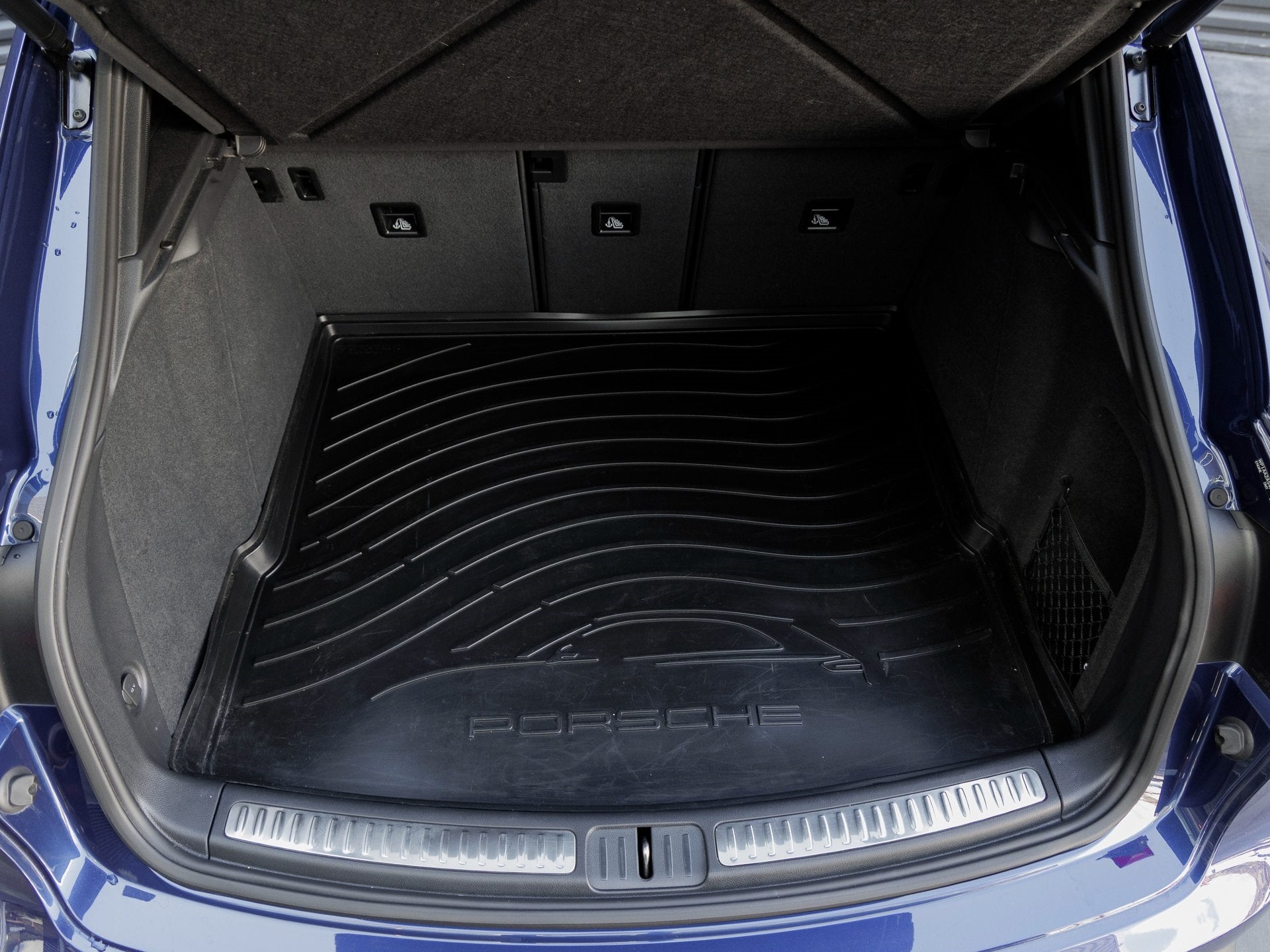 2023 Porsche Macan Macan (MY23)