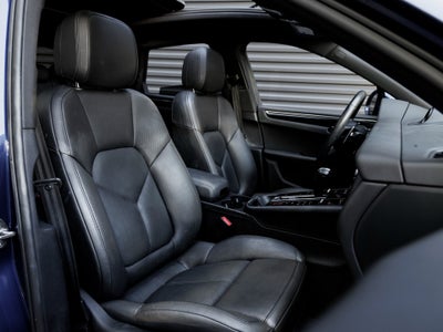 2023 Porsche Macan Macan (MY23)