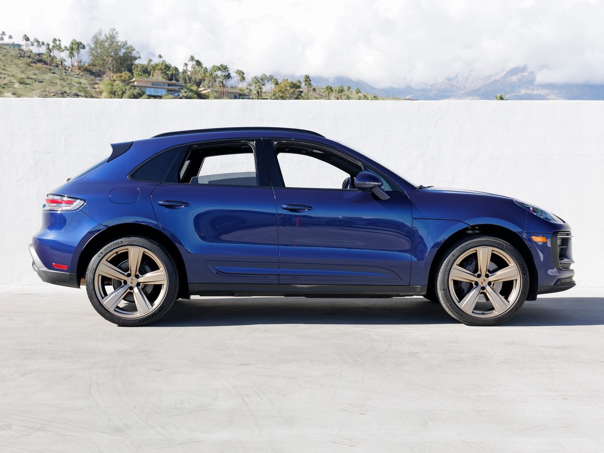 2023 Porsche Macan Macan (MY23)