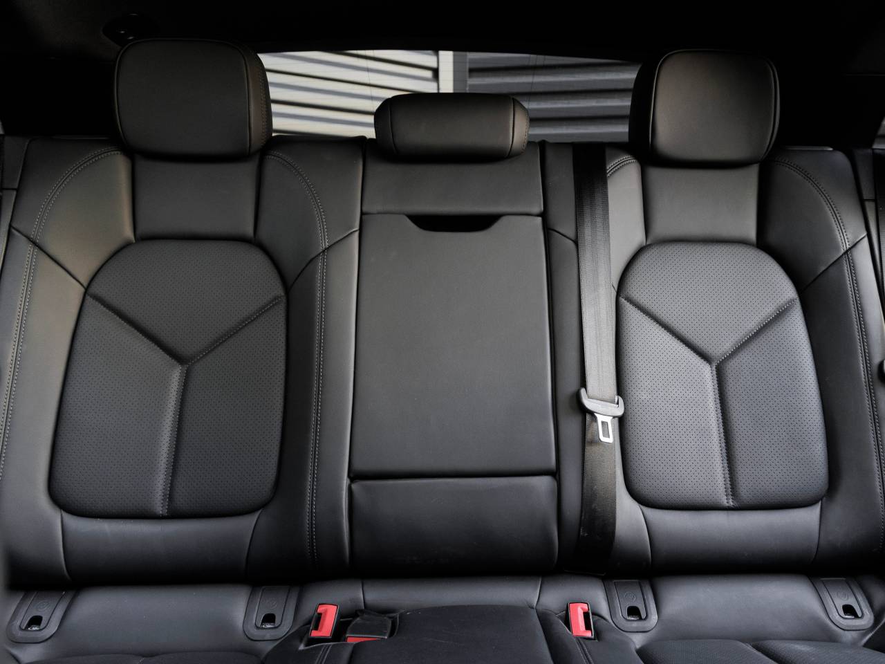 2023 Porsche Macan Macan (MY23)