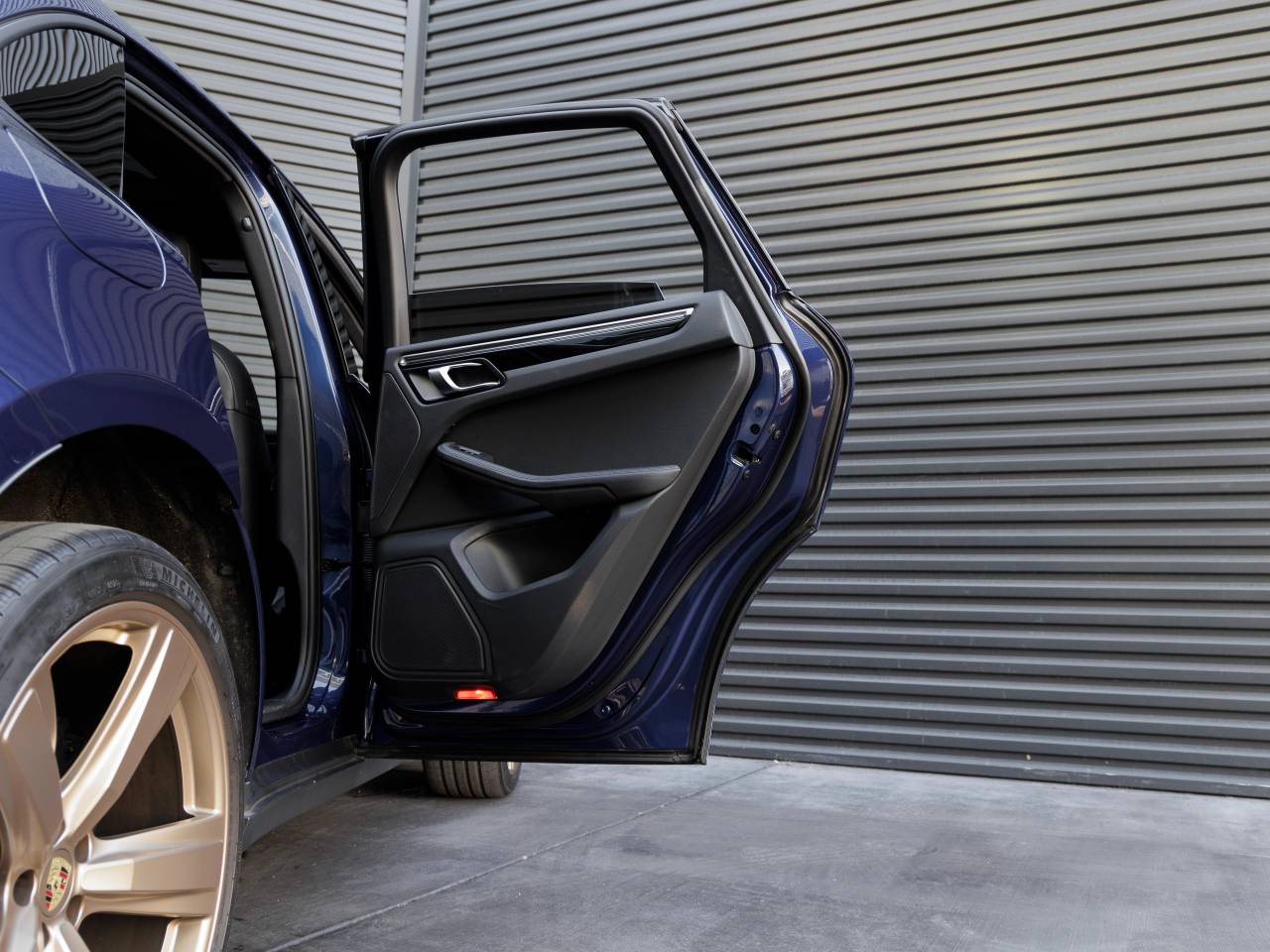 2023 Porsche Macan Macan (MY23)