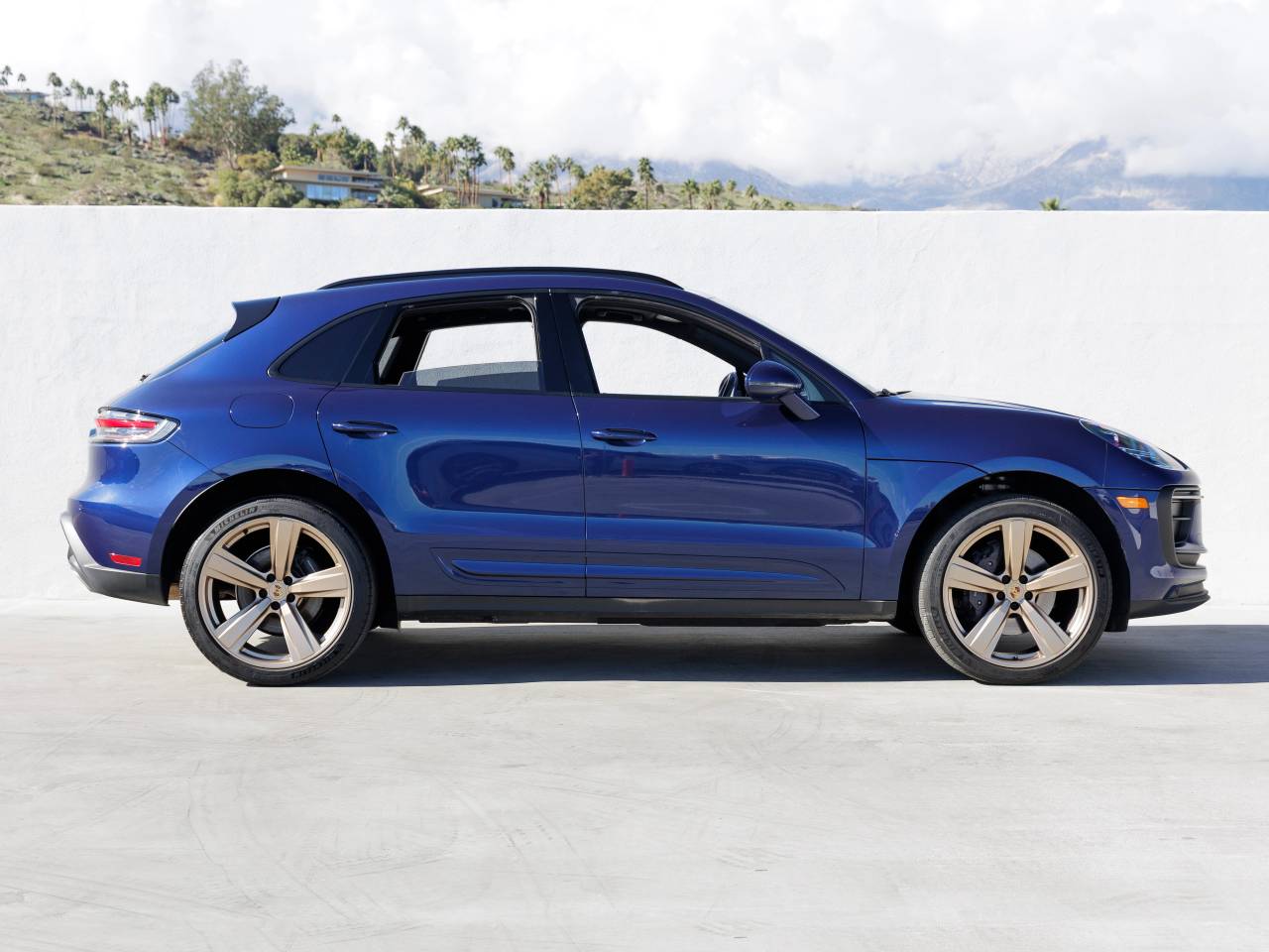 2023 Porsche Macan Macan (MY23)