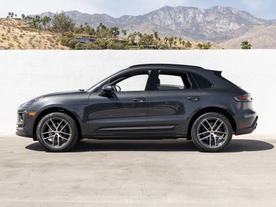 2025 Porsche Macan Base