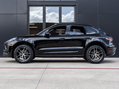 2026 Porsche Macan Macan