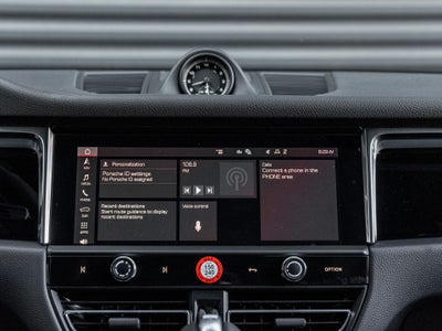 2026 Porsche Macan Base