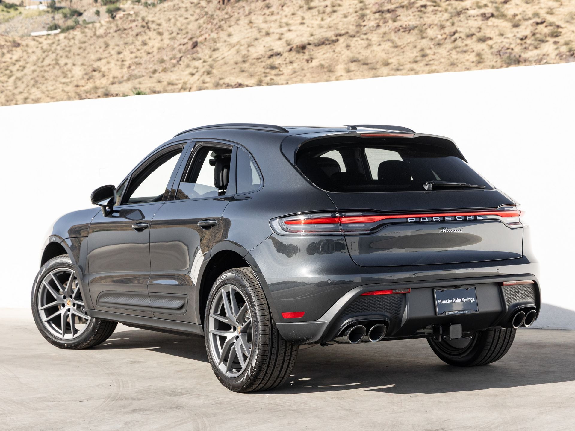 2026 Porsche Macan Base