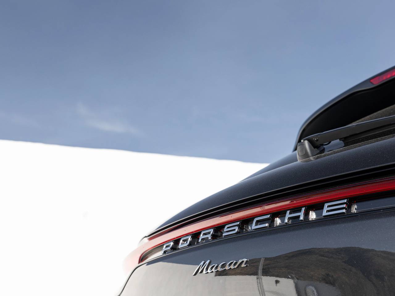 2026 Porsche Macan Macan