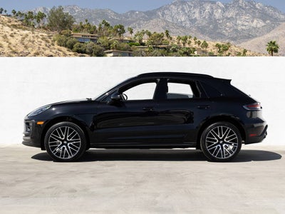2026 Porsche Macan Base