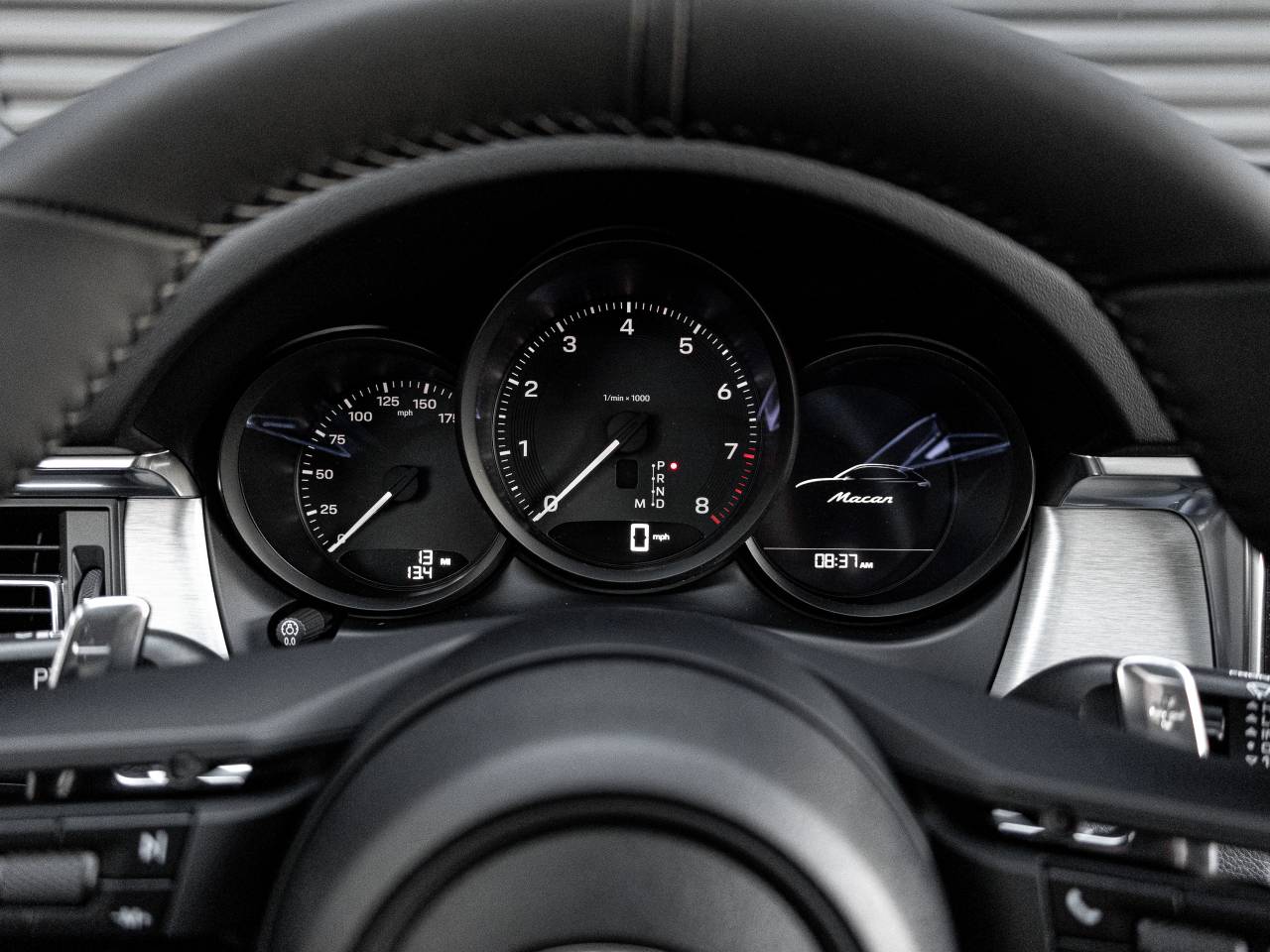 2026 Porsche Macan Base